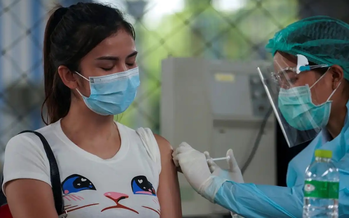 Thái Lan đẩy nhanh tiêm vaccine Covid-19, Malaysia kéo dài  phong tỏa thêm 2 tuần